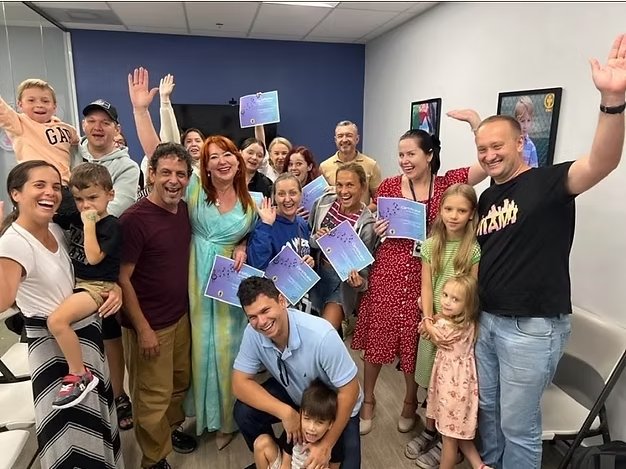 Music therapy session with Ukrainian community